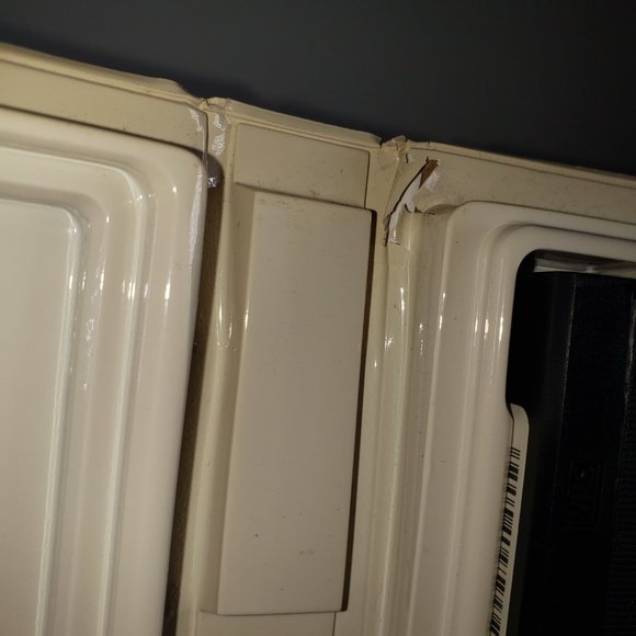 The Sand Lot VHS Tape Clam Shell Cover with a few cracks Classic Movie - Picture 5 of 5